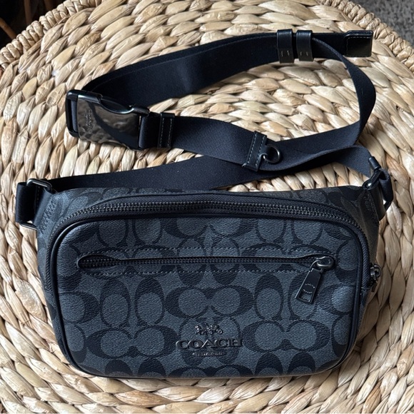 Coach Black and Gray Belt Bag